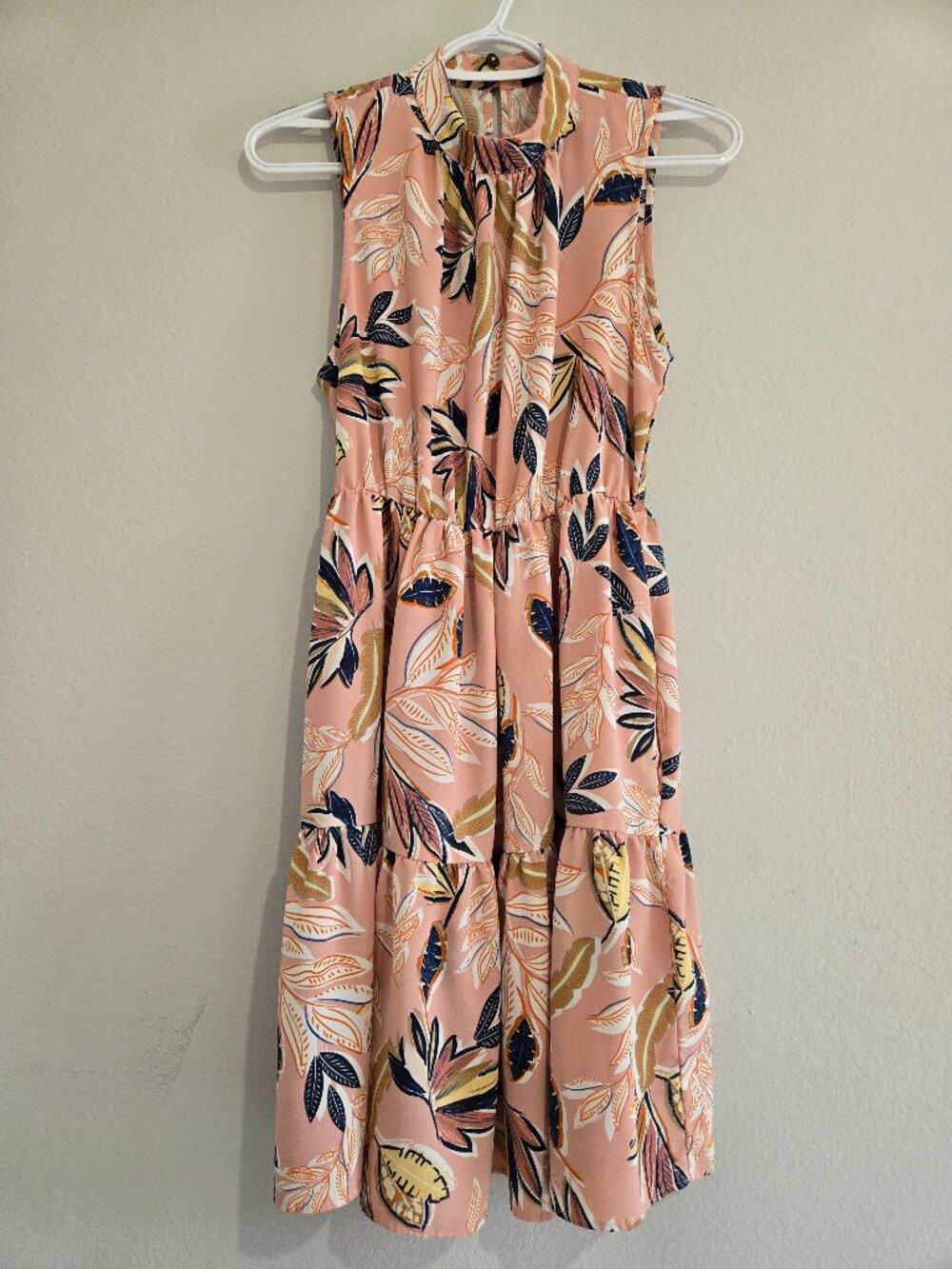 Gibson Tiered Sleeveless Babydoll Dress Medium